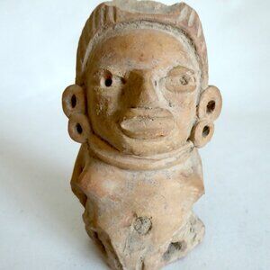 ANCIENT PRE-COLUMBIAN CLAY POTTERY EARTHENWARE SEATED FEMALE ARTIFACT (DAMAGED)